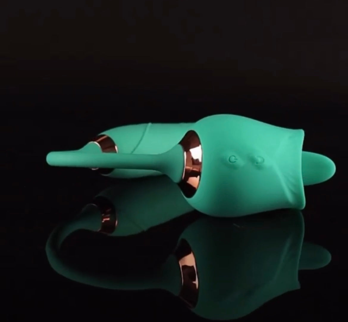 Daddy twins- rose tongue dildo.